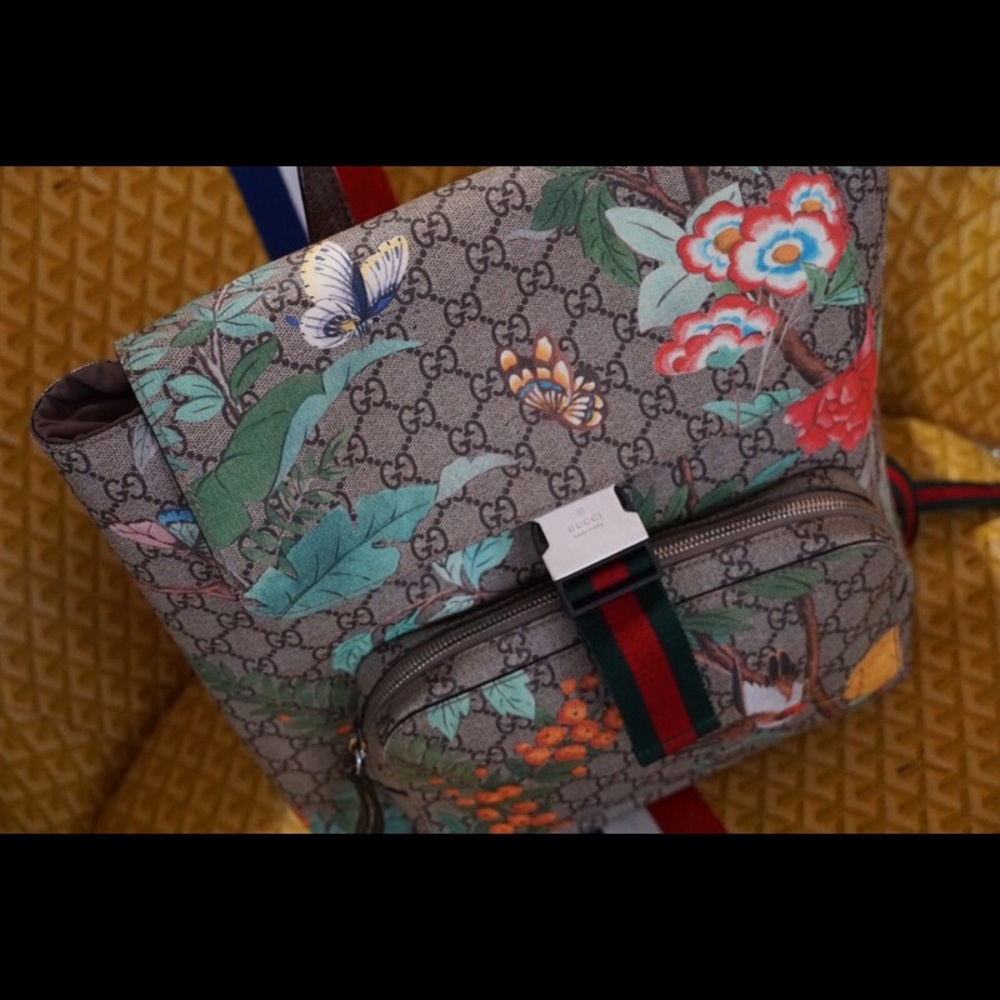 Gucci GG Supreme Monogram Tian Backpack